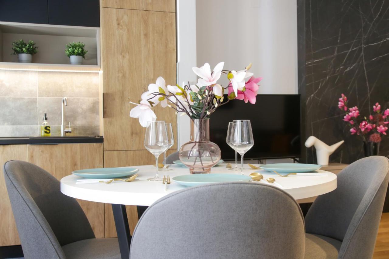 Supernova Deluxe Residence Νόβι Σαντ Εξωτερικό φωτογραφία