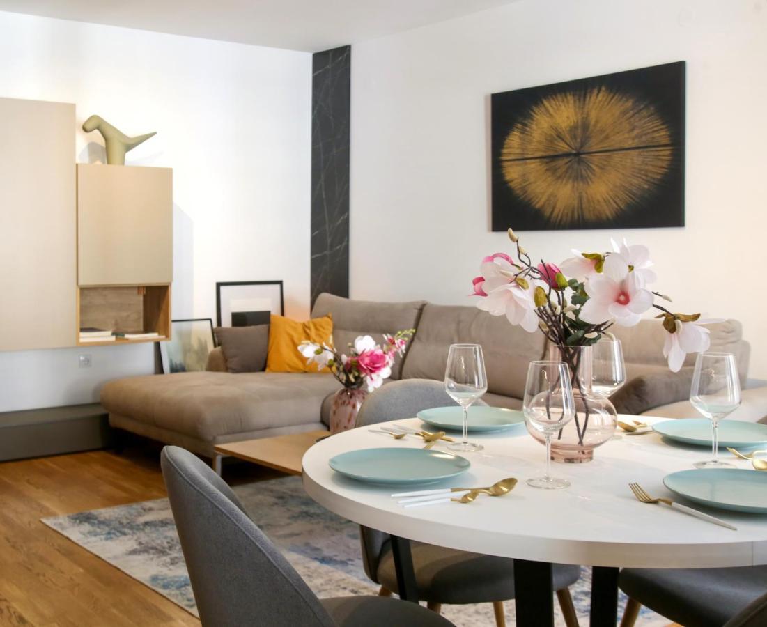 Supernova Deluxe Residence Νόβι Σαντ Εξωτερικό φωτογραφία