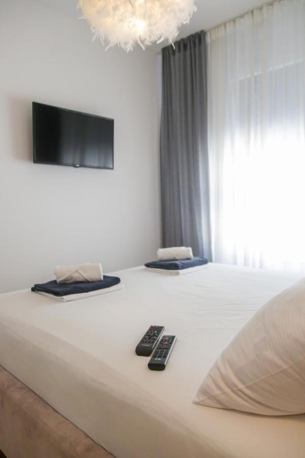 Supernova Deluxe Residence Νόβι Σαντ Εξωτερικό φωτογραφία